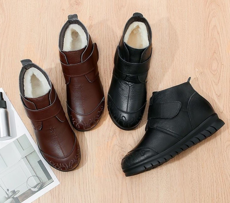 đ„đ„TĂ©li plĂŒss sokoldalĂș csĂșszĂĄsgĂĄtlĂł bĆrcsizma puha talppal