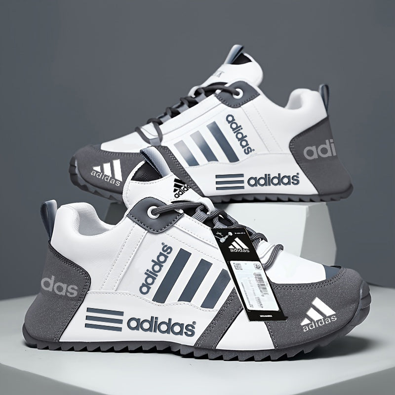 Új Adidas® férfi sportcipők