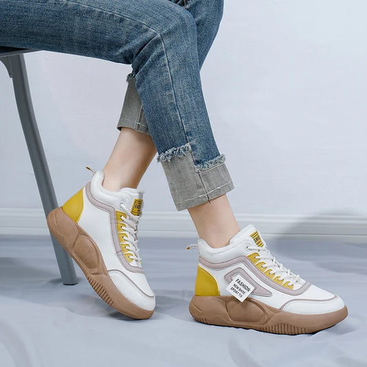 Női magas felső, vastag talpú polár Martin csizma