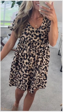 Női lezser leopárdmintás kerek nyakú ruha
