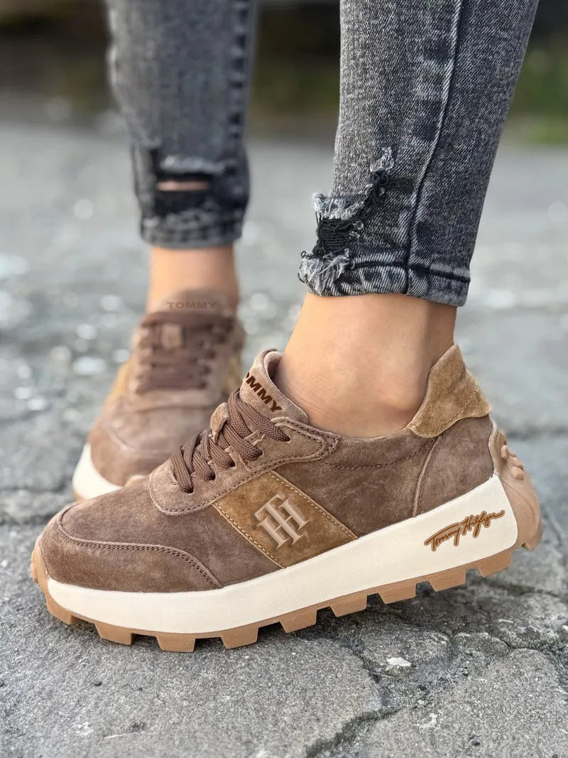 Tommy Hilfiger®Sportcipő, természetes bőr