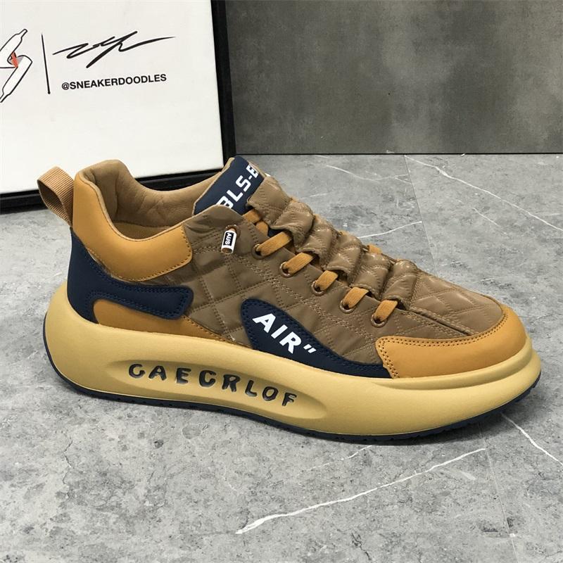 NAUJI LAISVALAIKIO UNIVERSALŪS VYRIŠKAI STOROPADO KELIAI