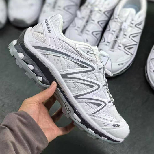 Feltöltés !!️ 2025-ös új SALOMON tornacipő.