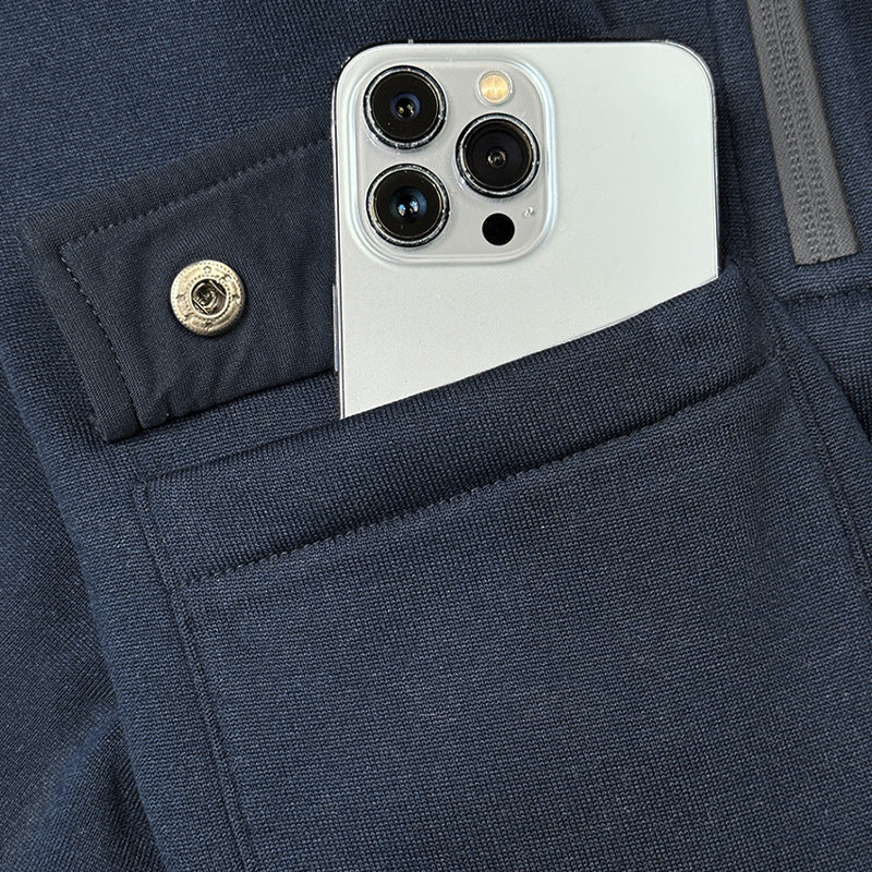 Elegáns, funkcionális, cipzáras férfi kapucnis pulóver