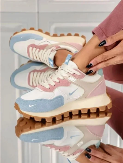 Nike® női tornacipő