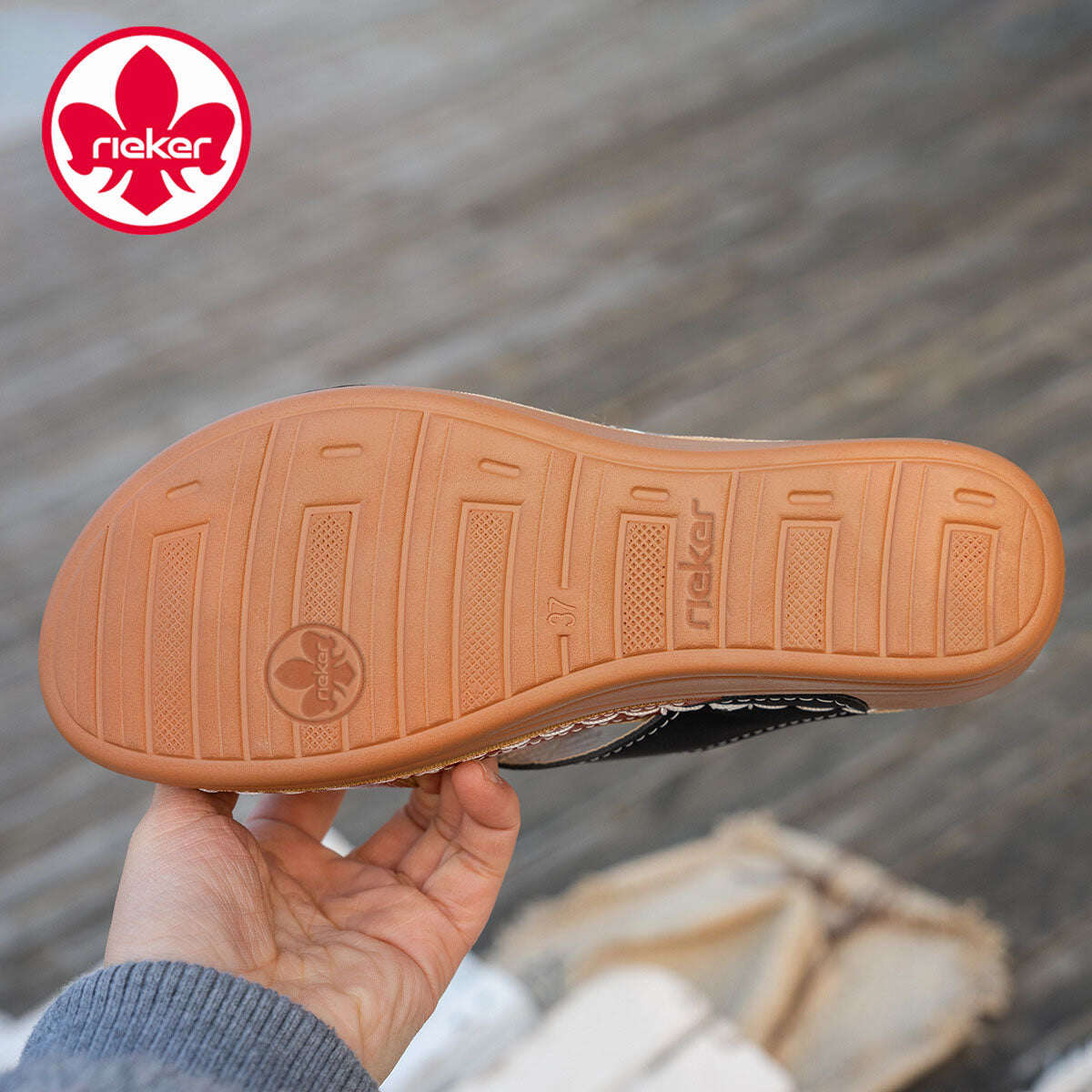 Új női ortopéd szandál RIEKER®