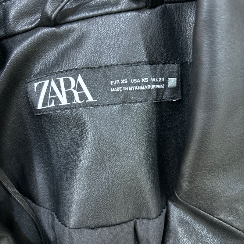[ZARA] Meleg plüss bélésű bőrkabát férfiaknak!