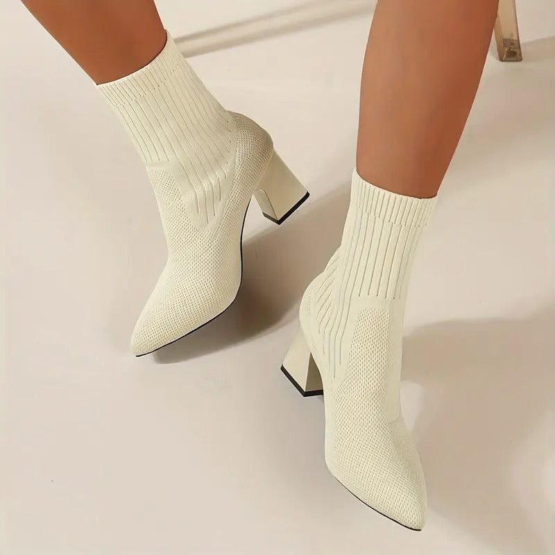 Női Chelsea csizma magas sarkú és vastag sarokkal