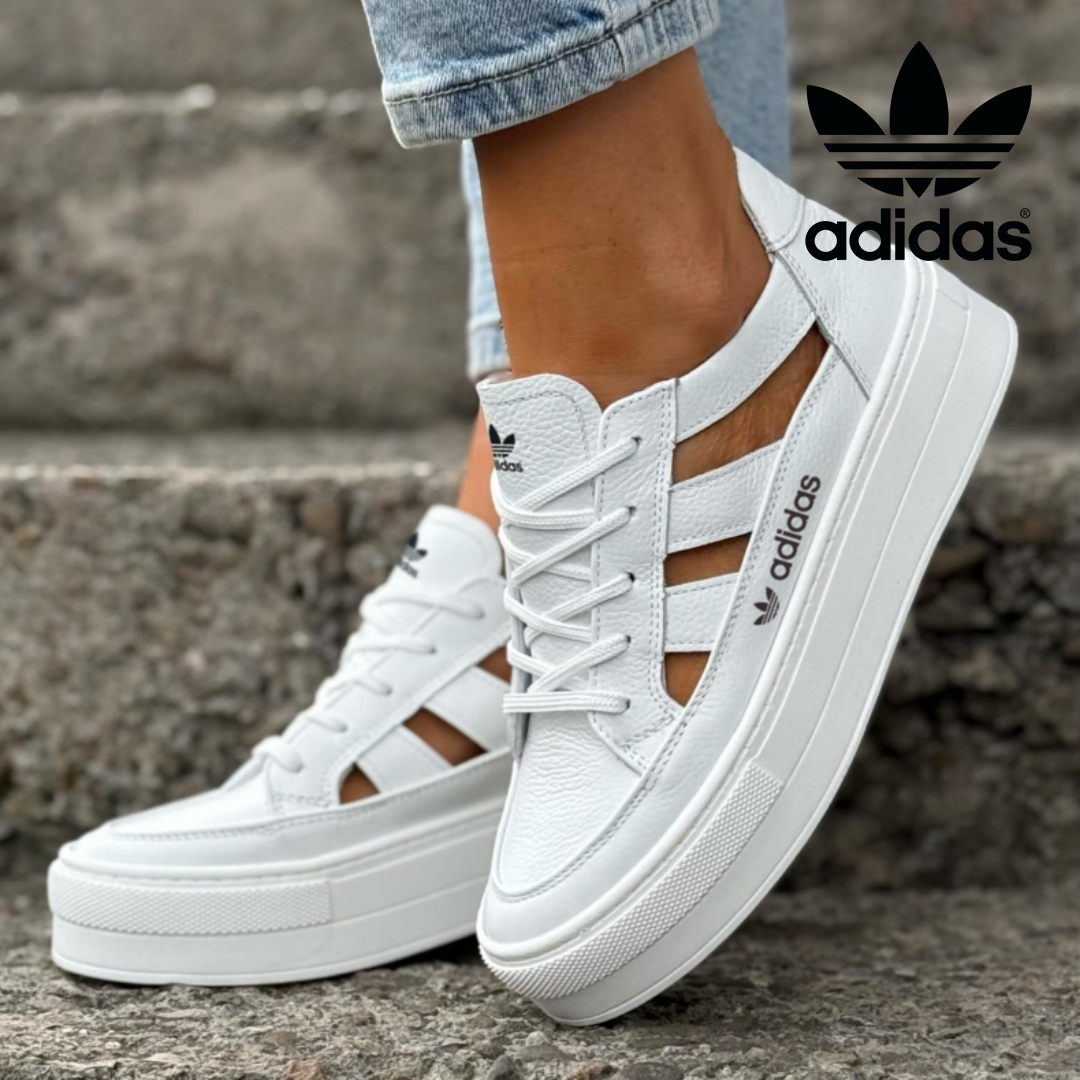 Adidas Originals női platformcipő lyukakkal, modern stílusban