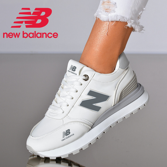 New Balance női retró stílusú hétköznapi cipő.