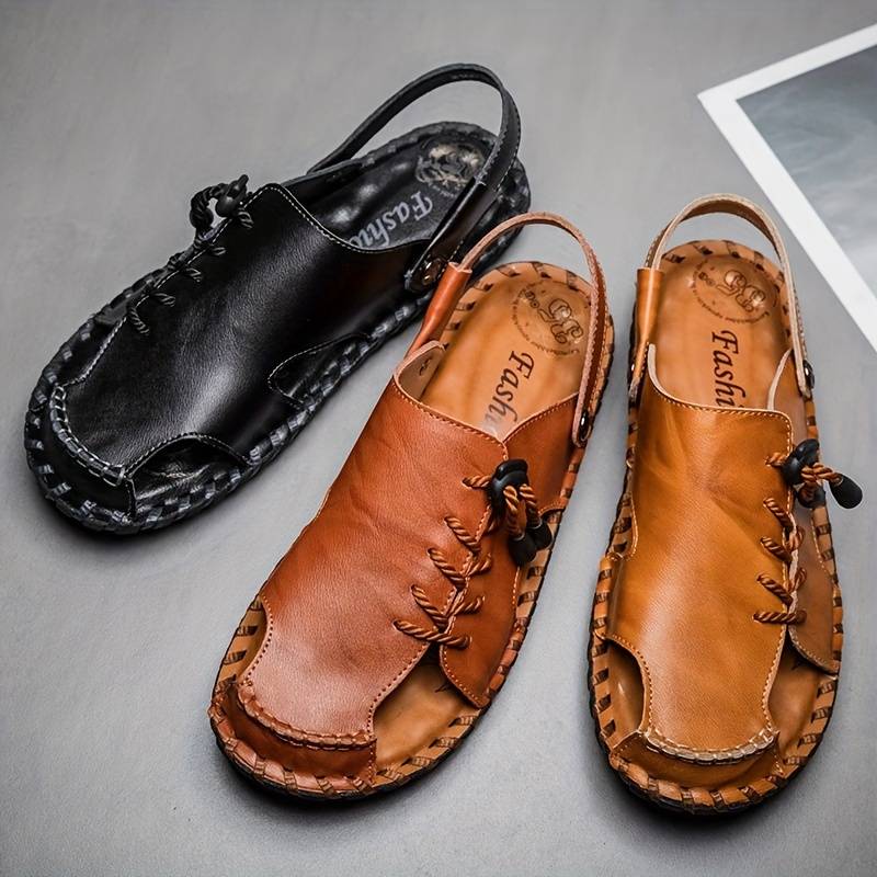 Nagyméretű férfi kültéri szandál légáteresztő marhabőrből