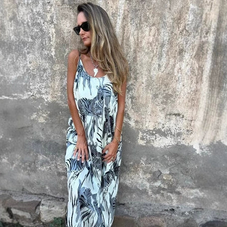 🌺 Nyomott ruha spagettipántok nélkül