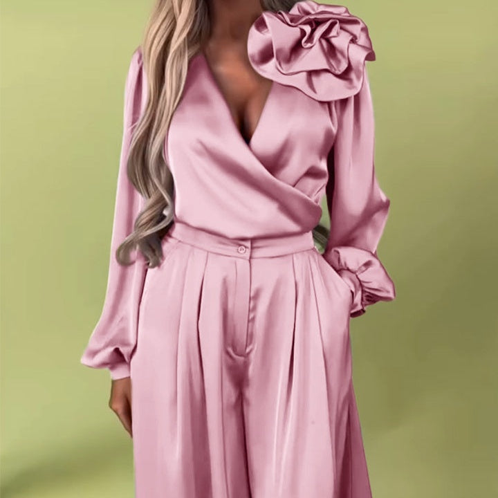 2 részes szett V-nyakú felső és széles szárú női nadrág