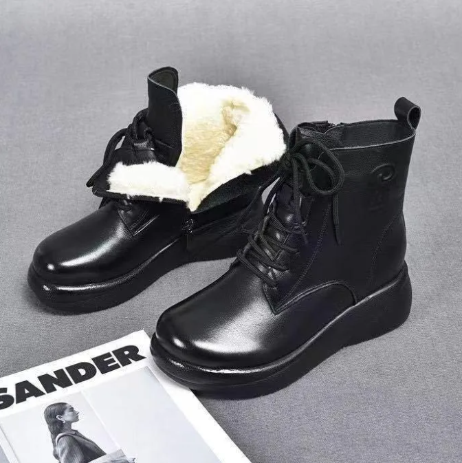 VÍZÁLLÓ ÉS TARTÓS VALÓDI BŐR CIPŐ