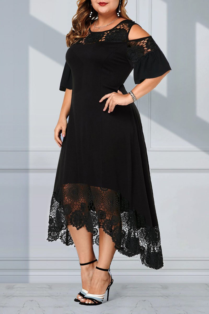 Nagy csipke hosszú ruha csipkevarrással, hosszú váll