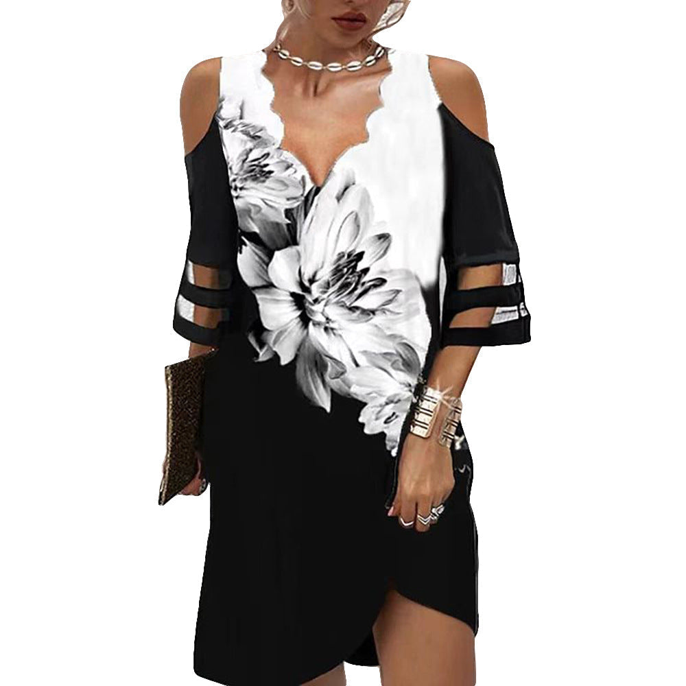 Recézett nyakú virágos ünnepi midi ruha