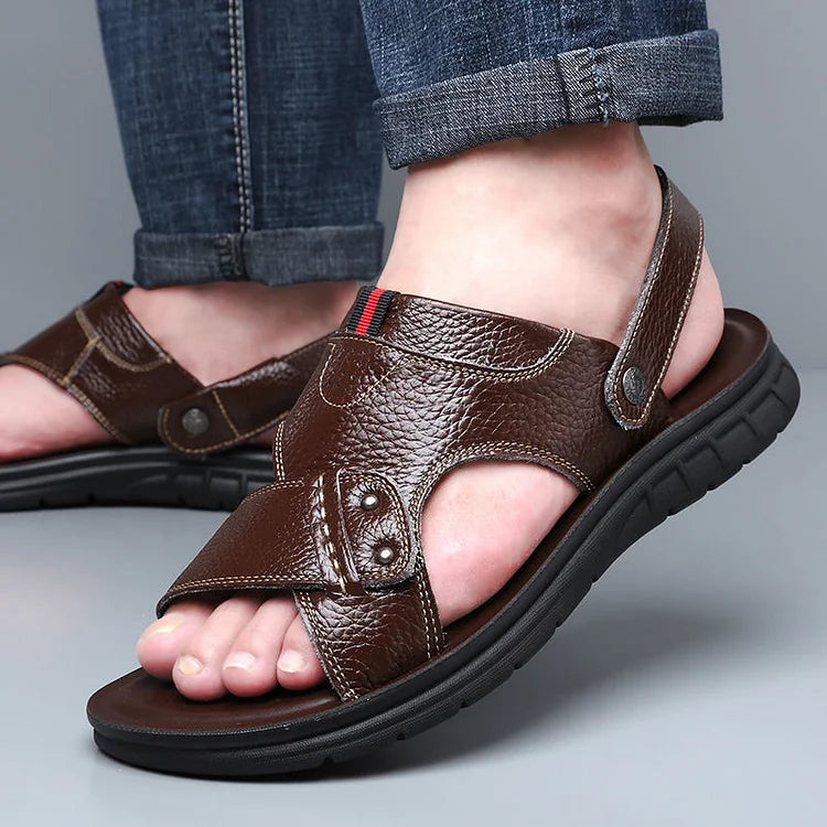 Nagy méretű férfi bőr strandszandál