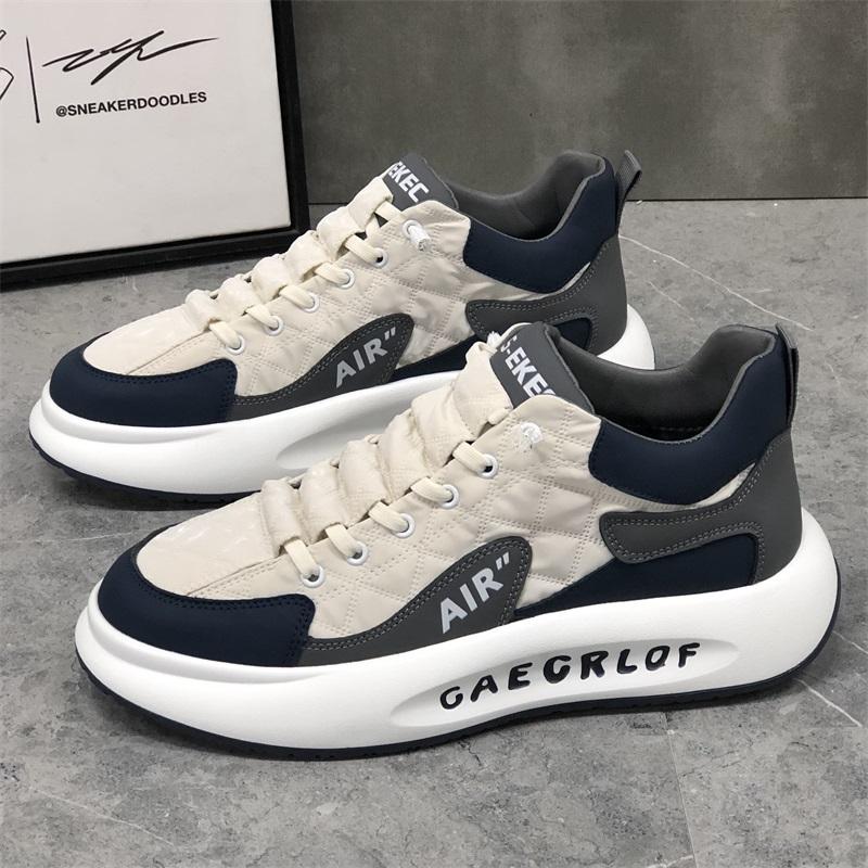 ÚJ SZABADIDŐ UNIVERZÁLIS VASTAGTALP FÉRFI tornacipő