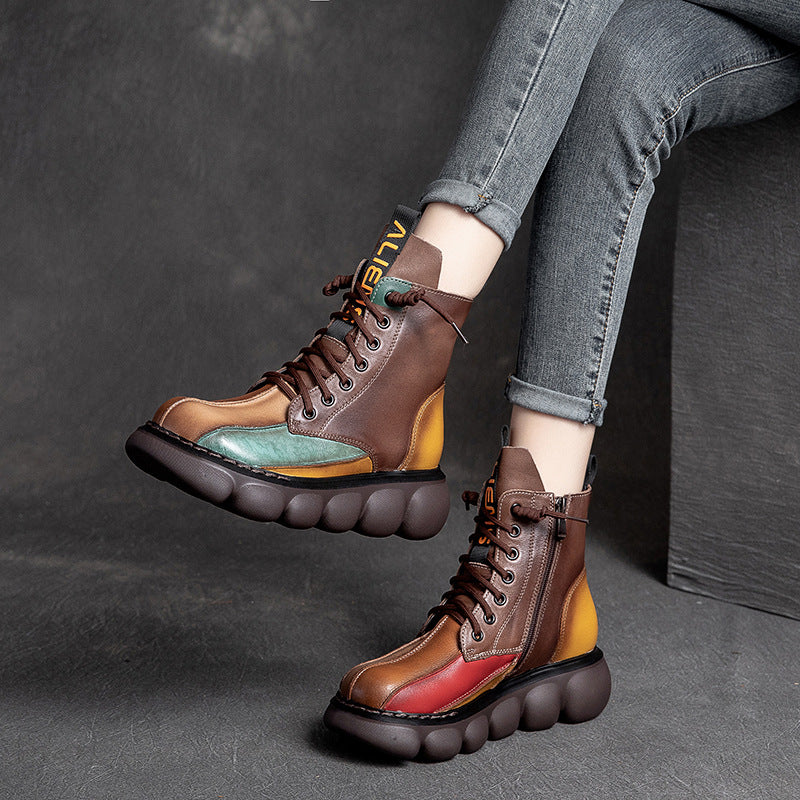 Női bőrcsizma színes platformmal